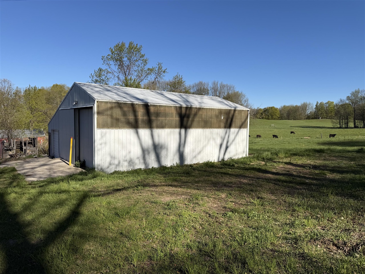 main property photo 19