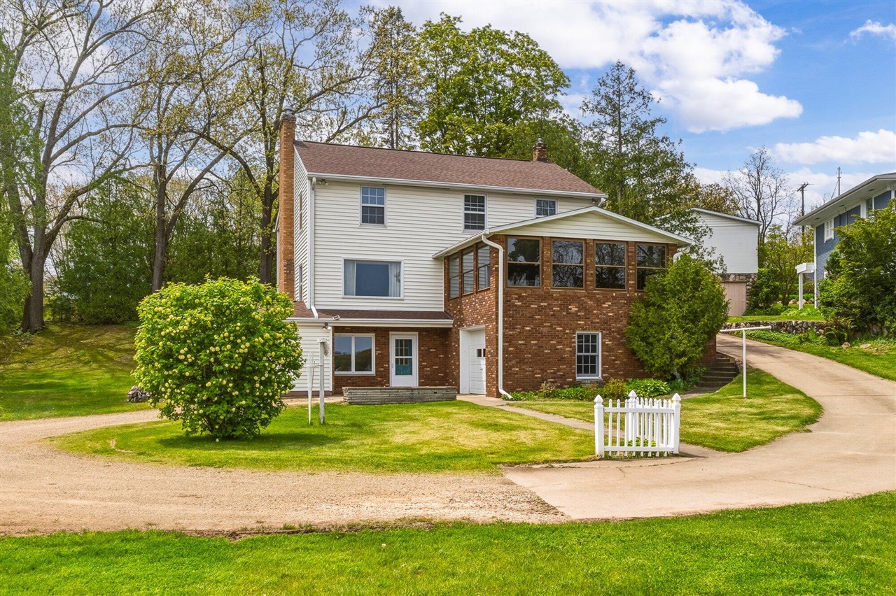 main property photo 61