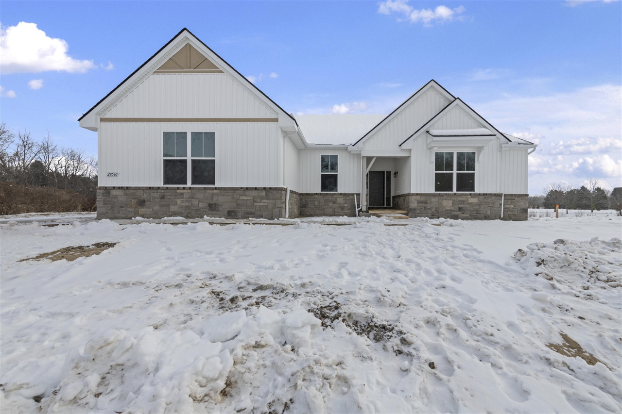 main property photo 58