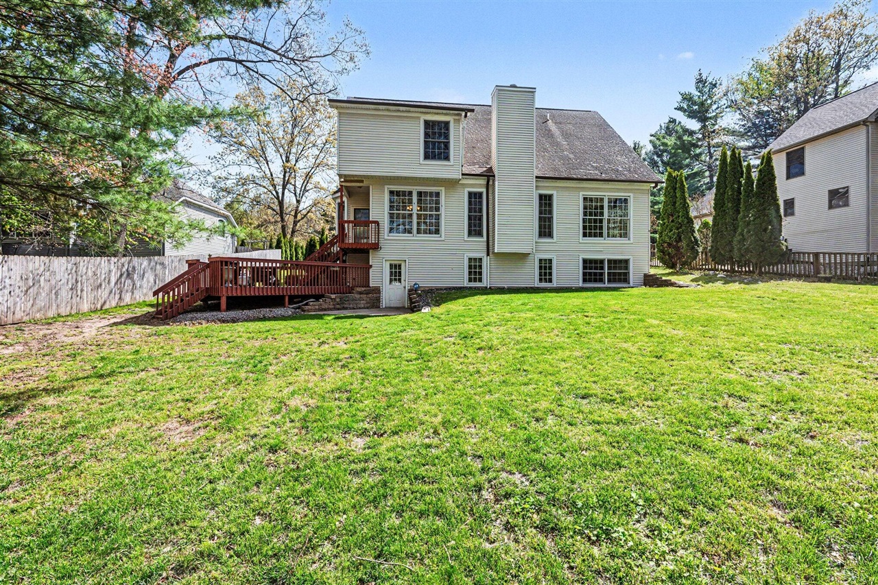 main property photo 18