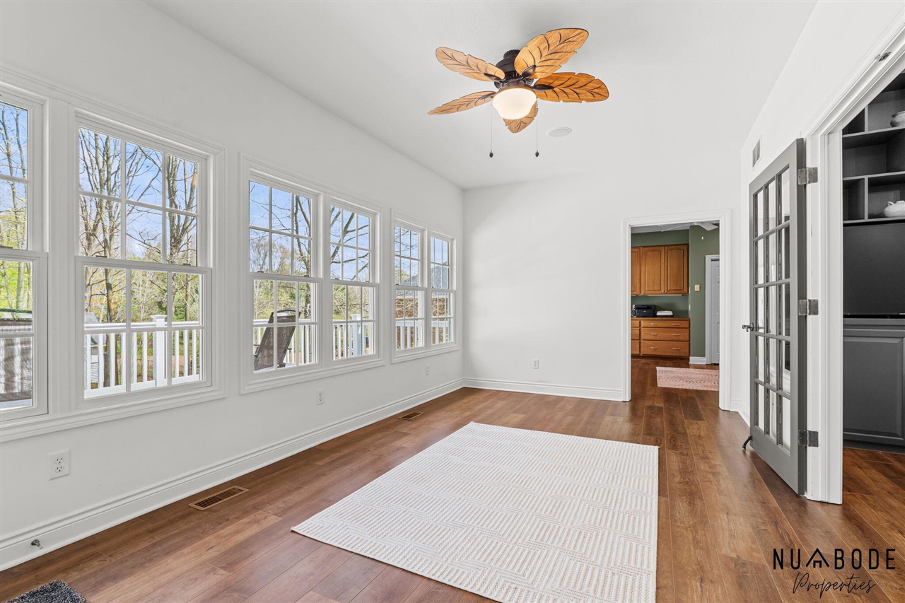 property viewer photo 26
