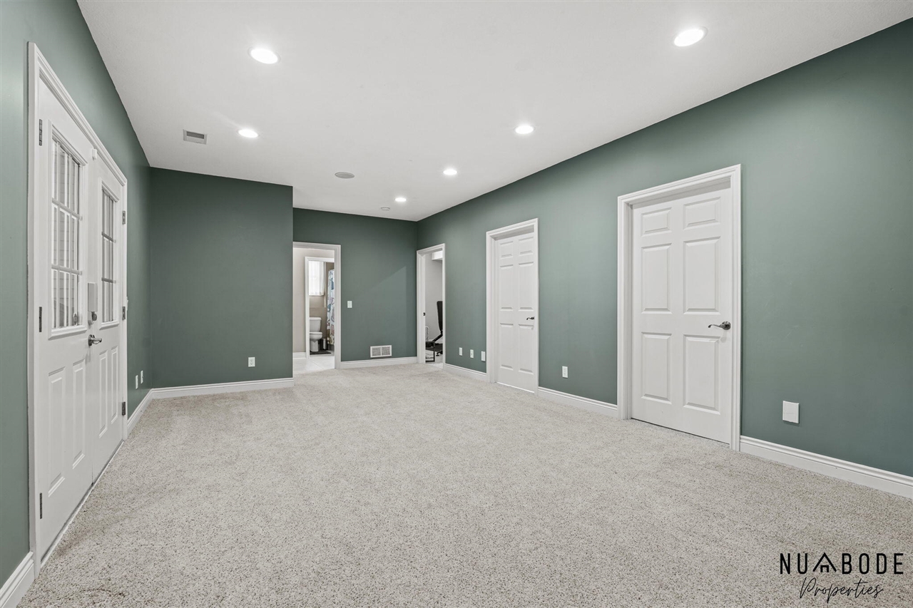property viewer photo 50