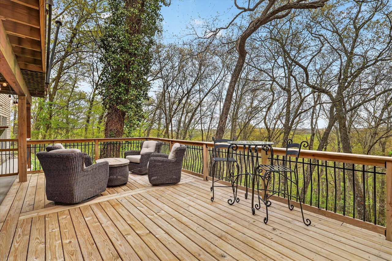 main property photo 68