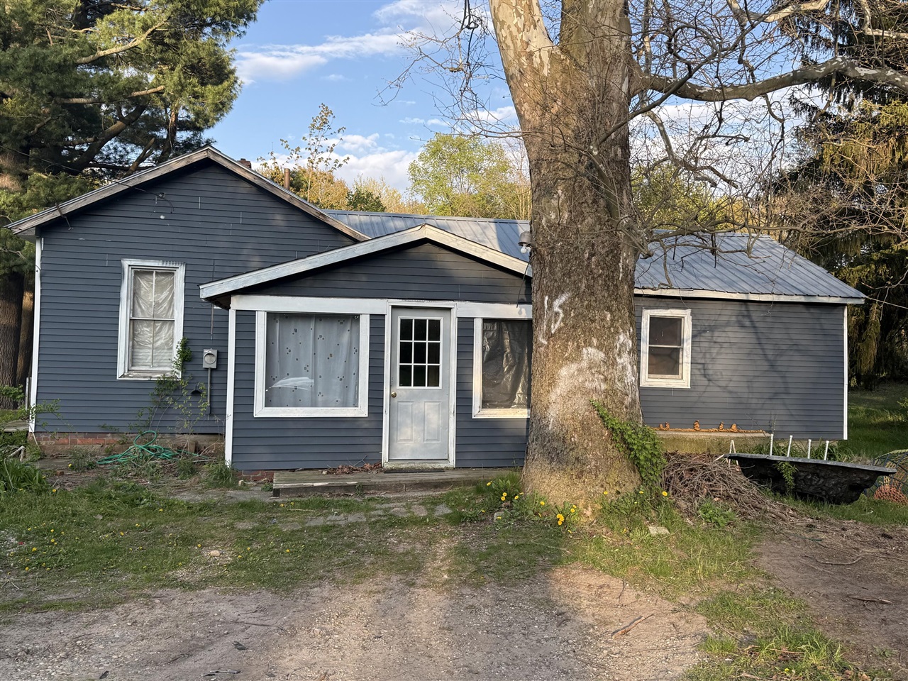 main property photo 12