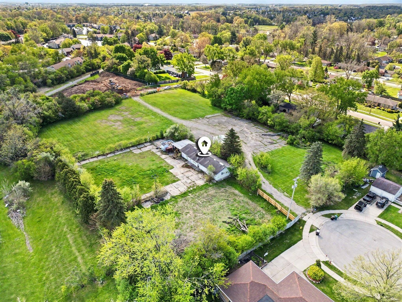 main property photo 19