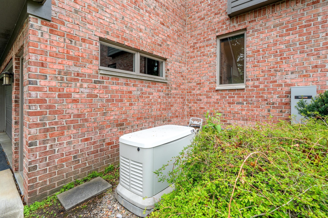 main property photo 70