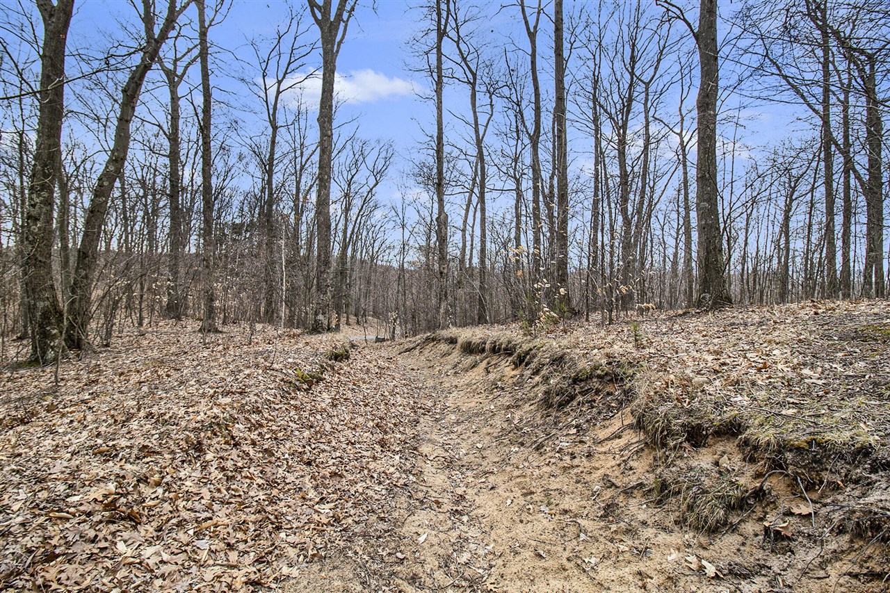 main property photo 12