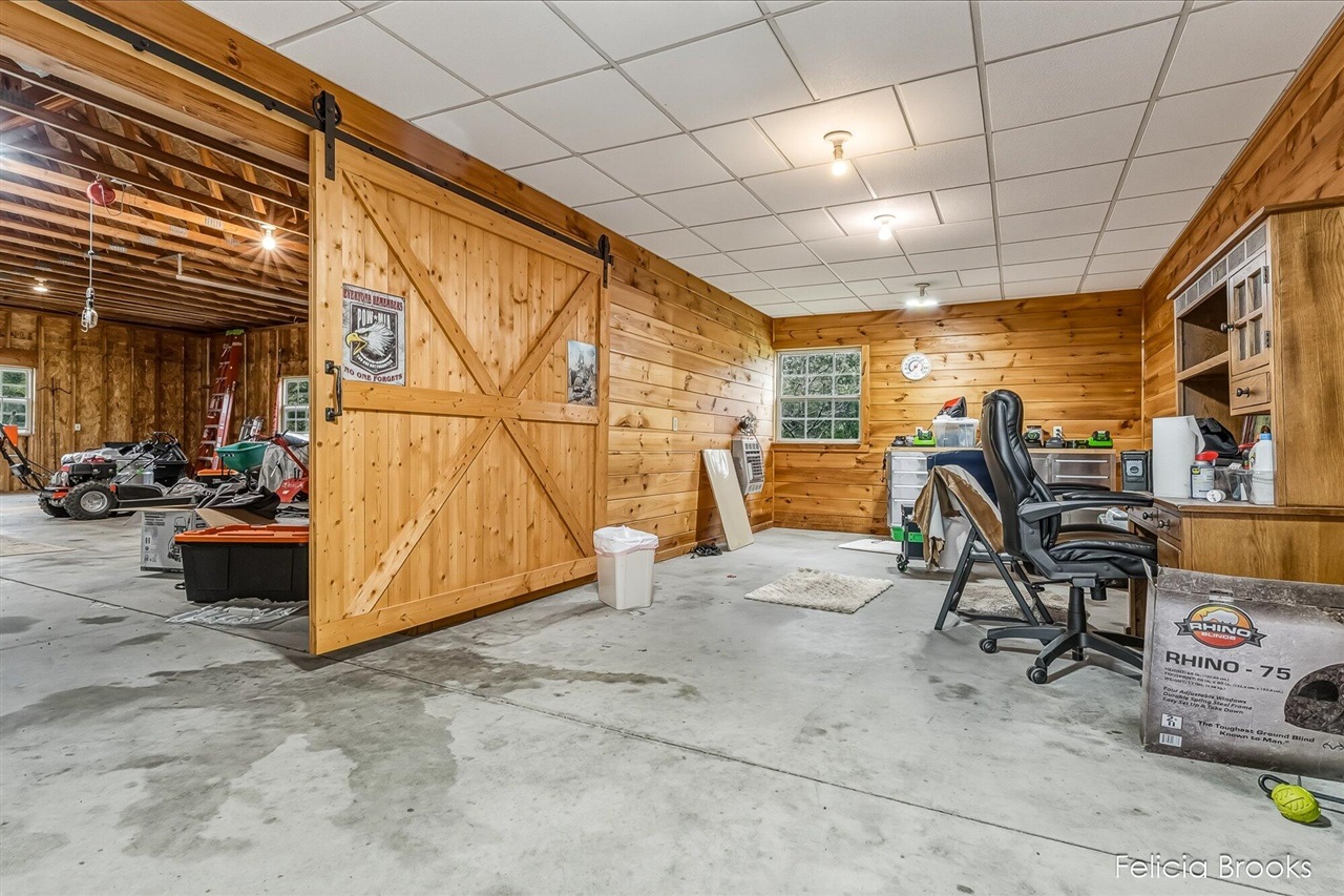 main property photo 61