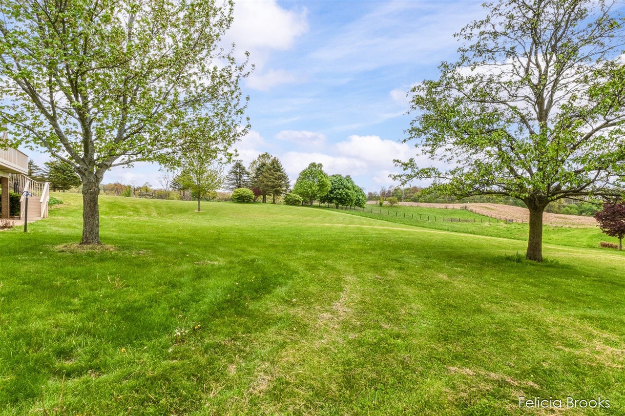 main property photo 77