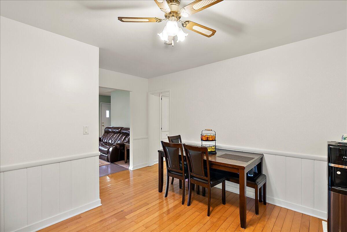 property viewer photo 15