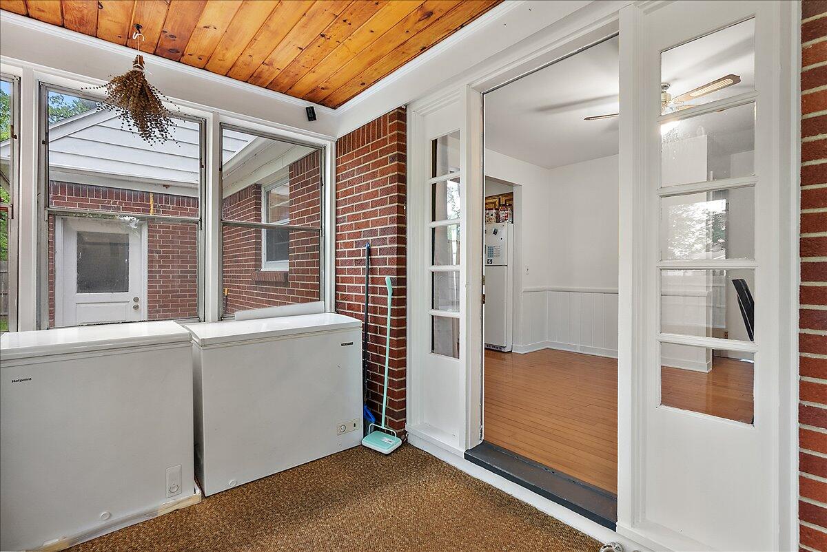 property viewer photo 18