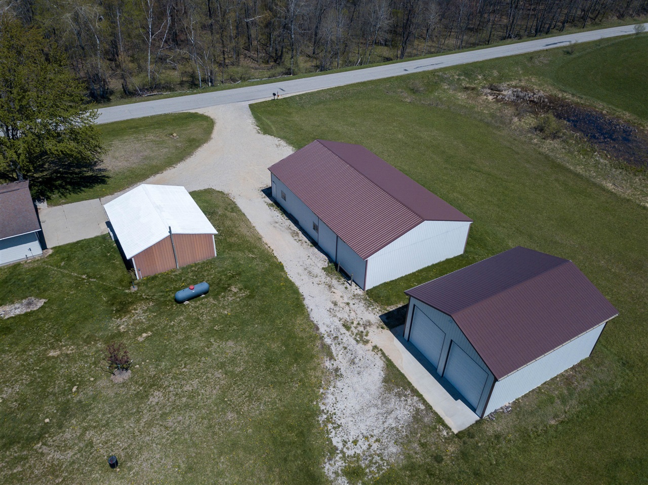 main property photo 49