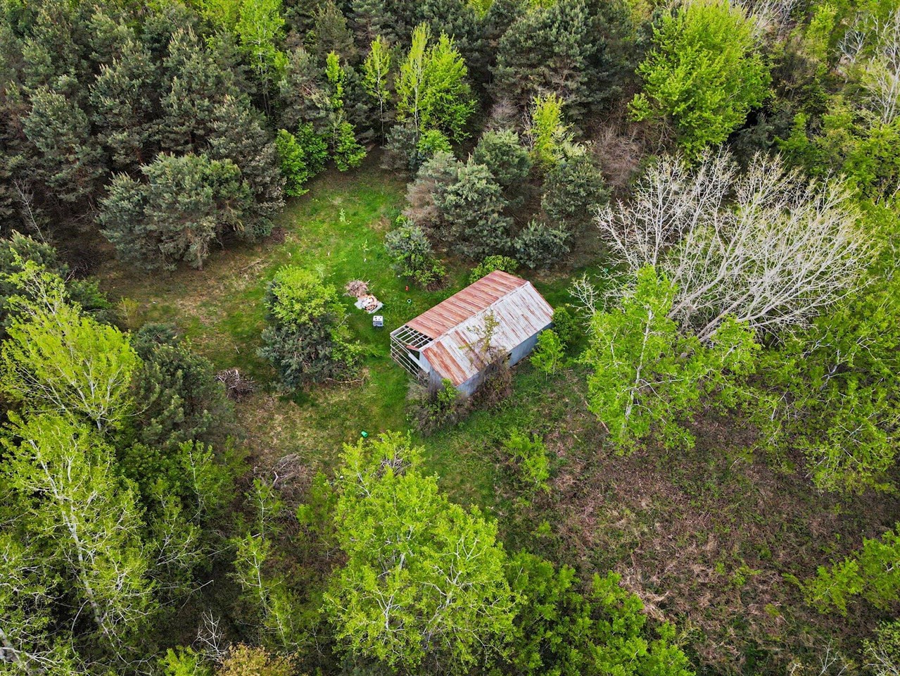 main property photo 10