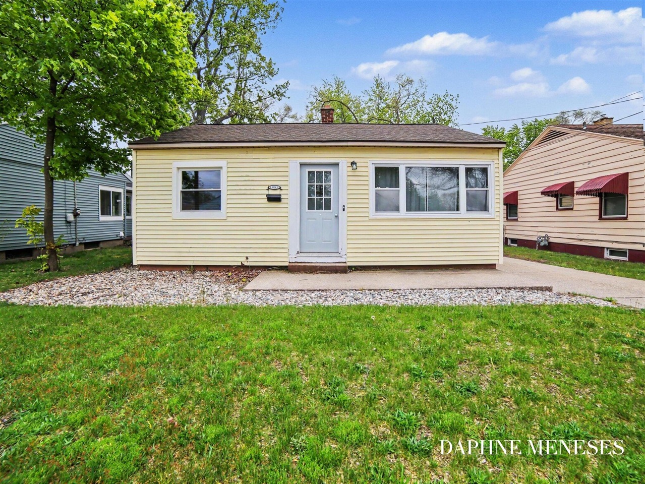 main property photo 16