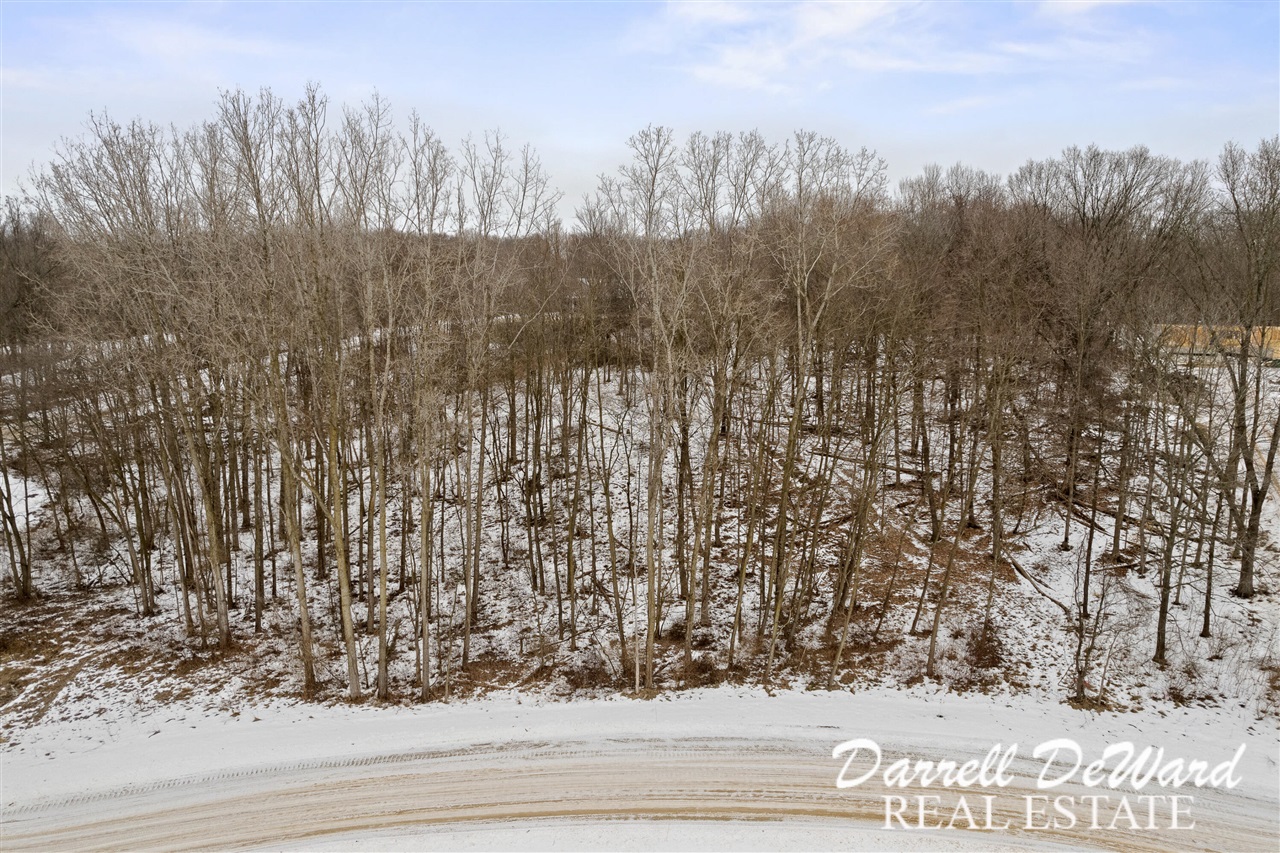 main property photo 18