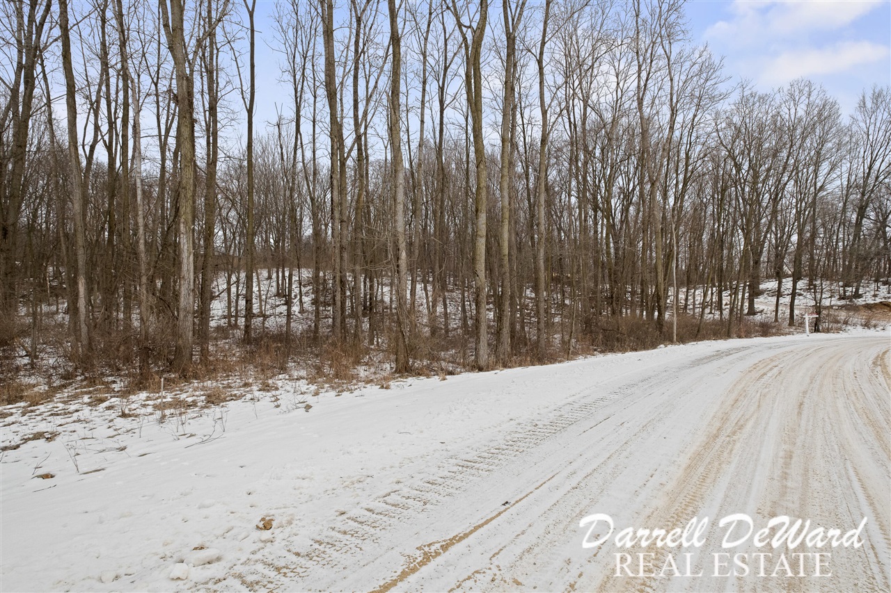 main property photo 24