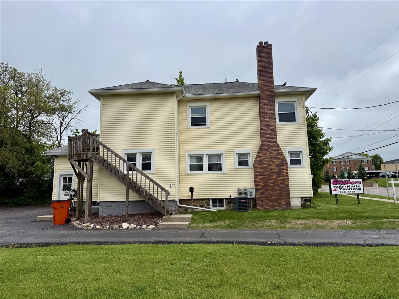 main property photo 3