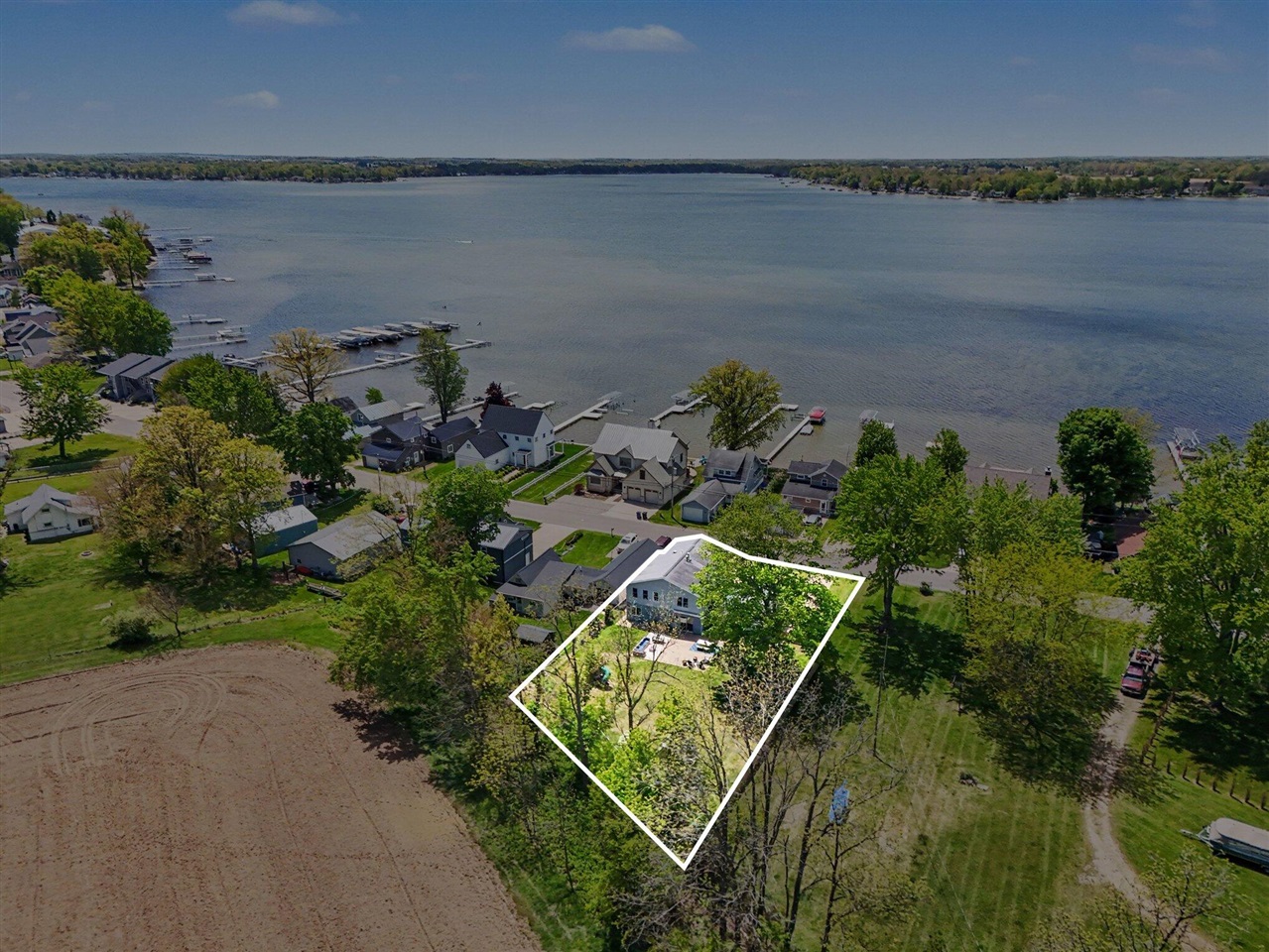 main property photo 50