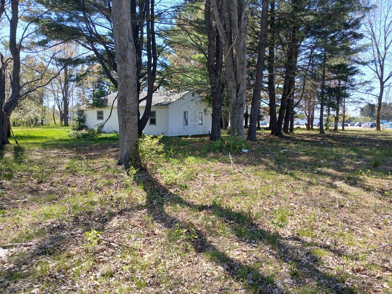 main property photo 13