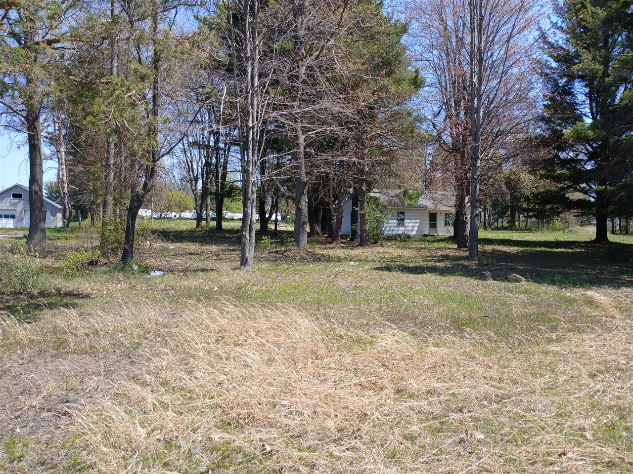 main property photo 14