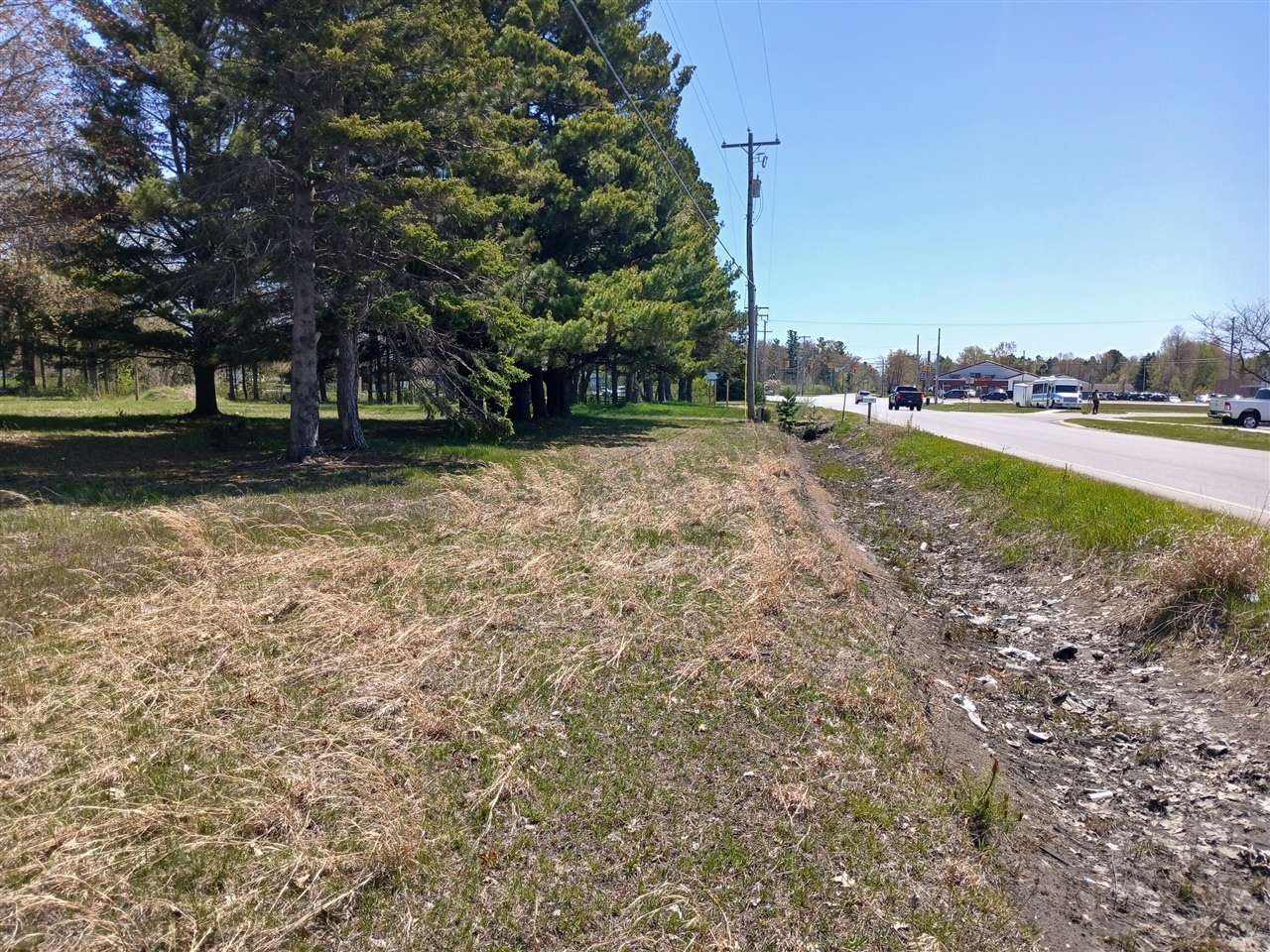 main property photo 16