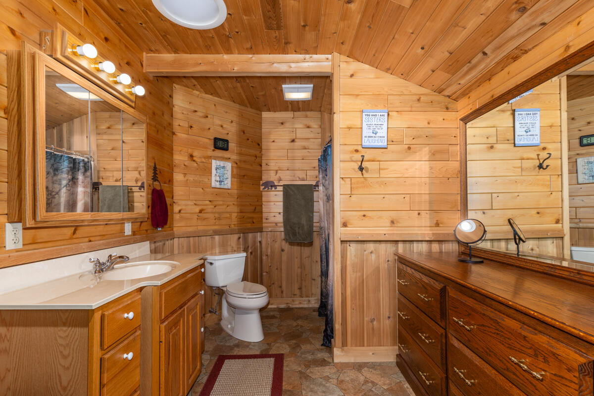 main property photo 66