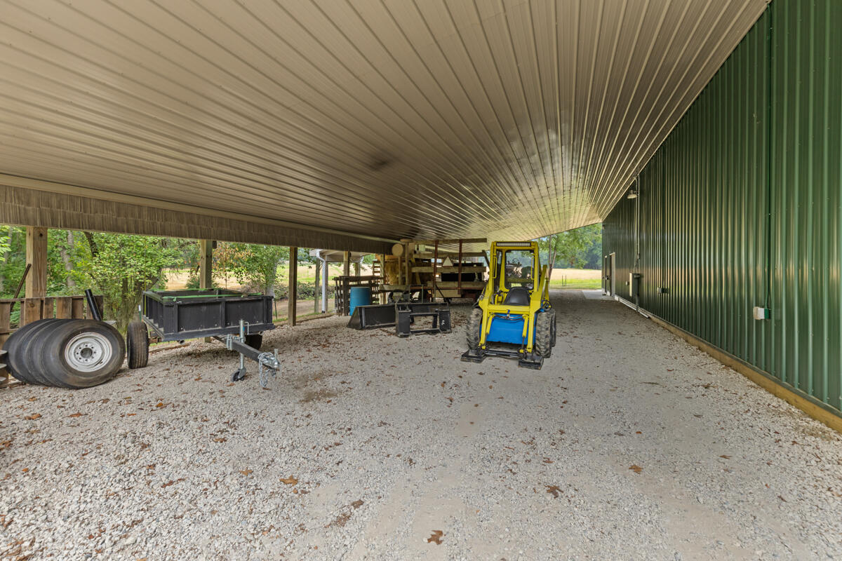 main property photo 84