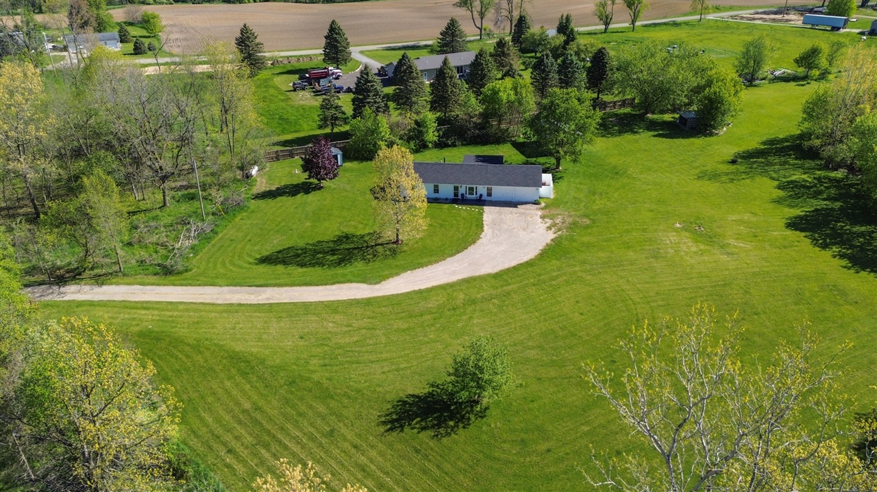 main property photo 14