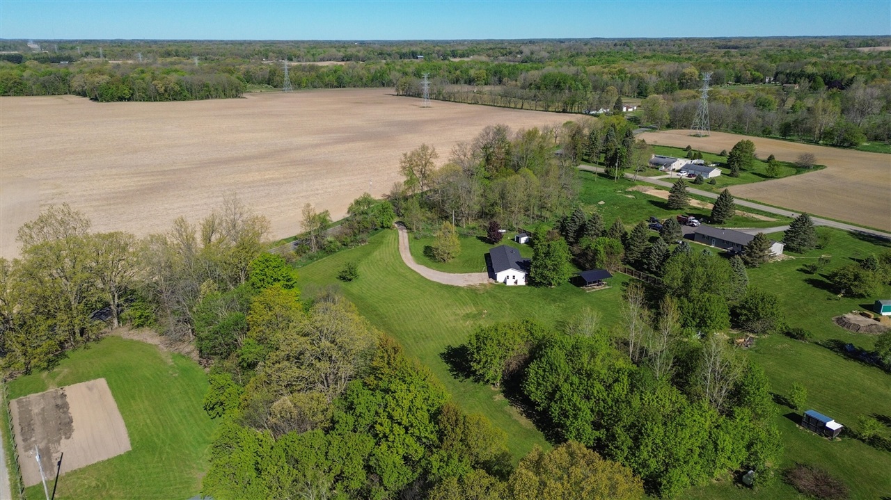 main property photo 17