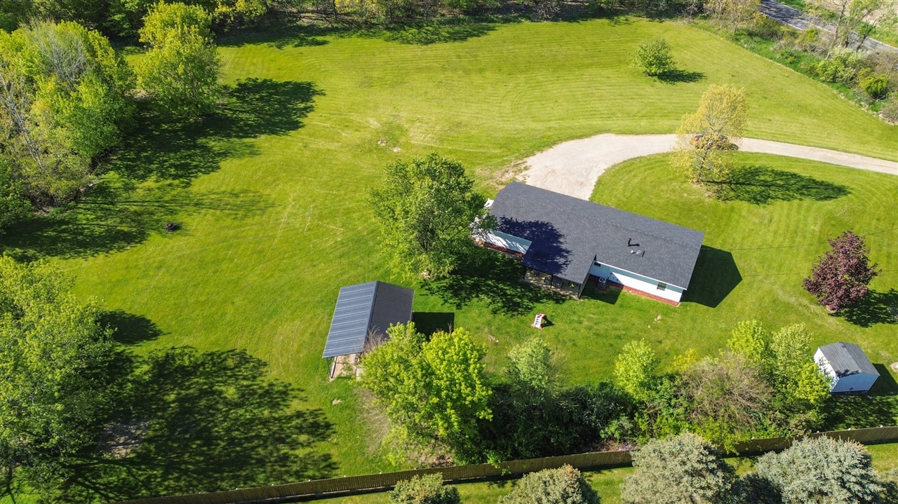 main property photo 45
