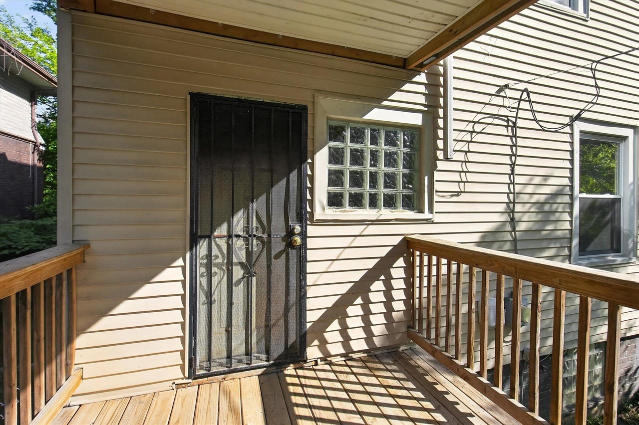 main property photo 43