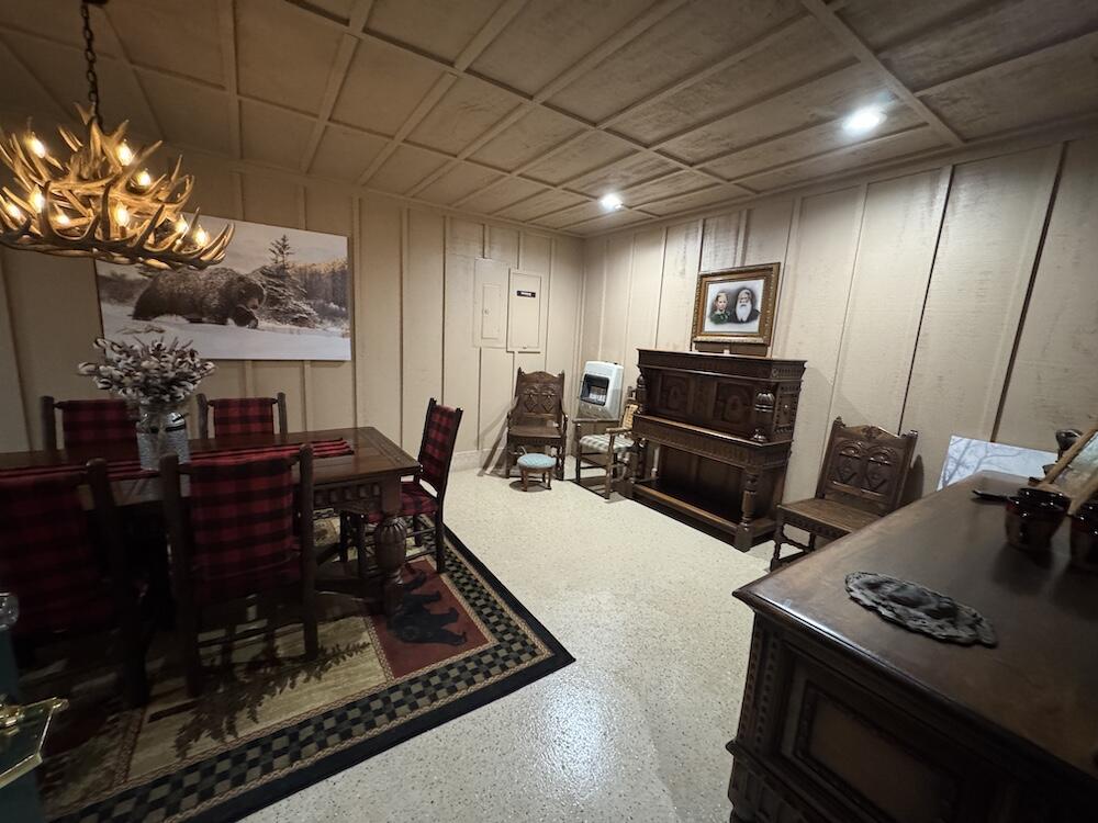 main property photo 77