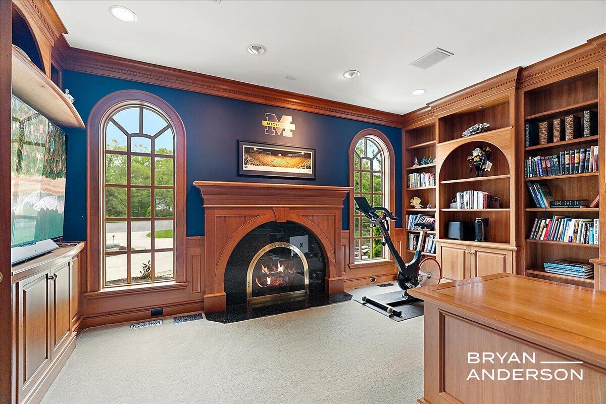 main property photo 15