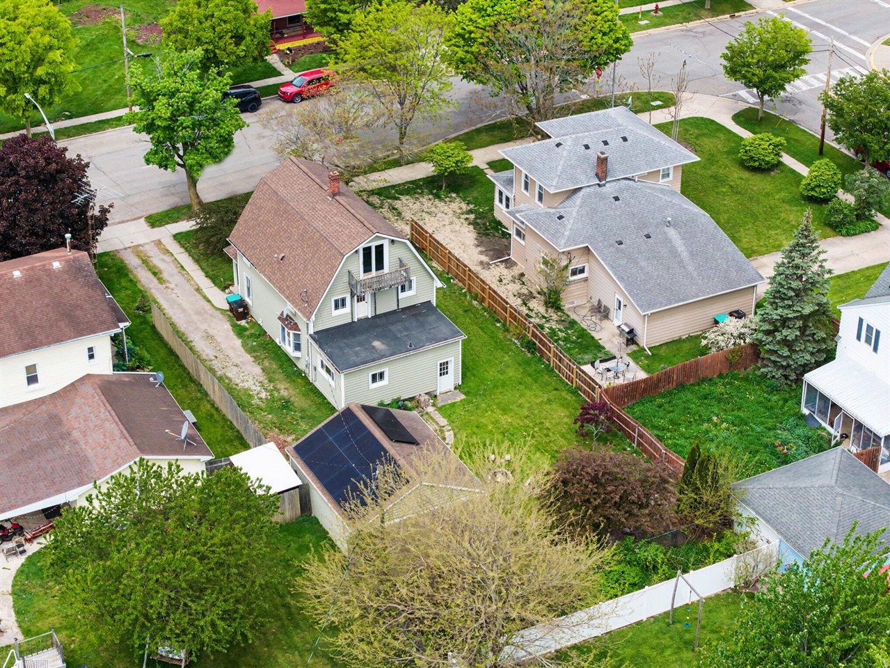 main property photo 44