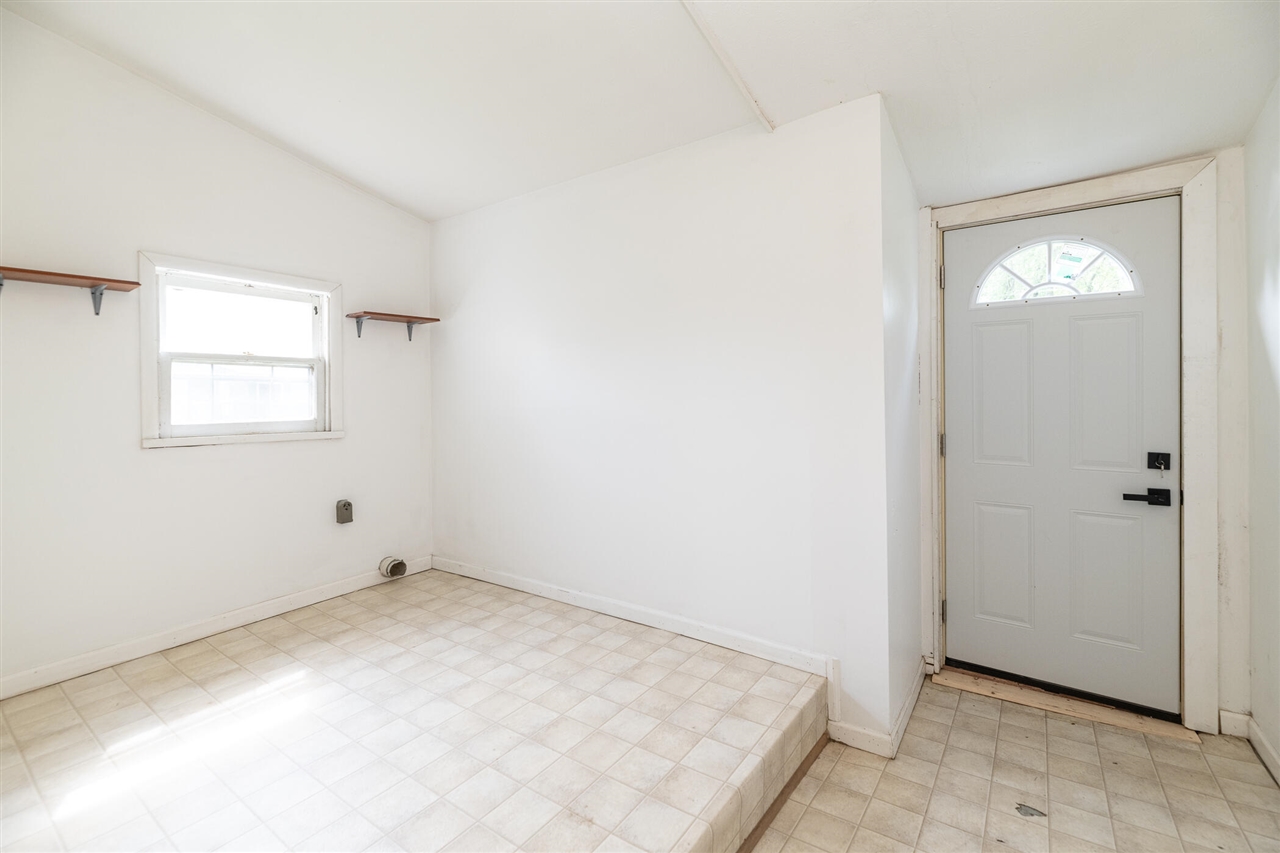 property viewer photo 11