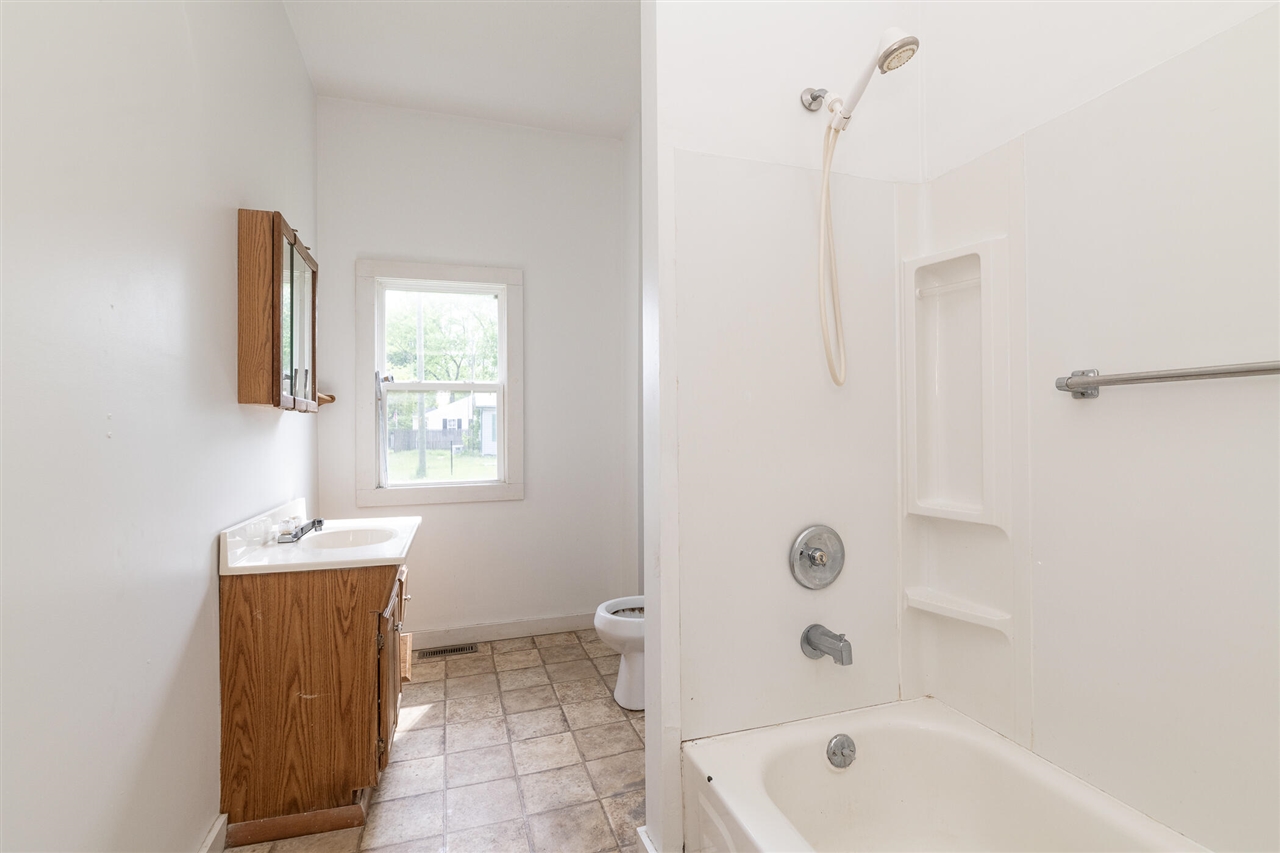 property viewer photo 8