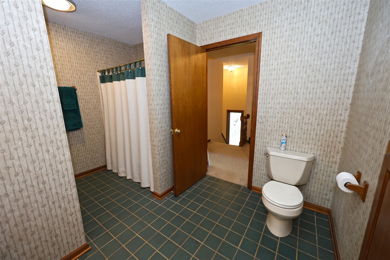 main property photo 38