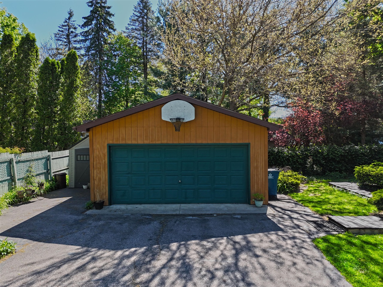 main property photo 78