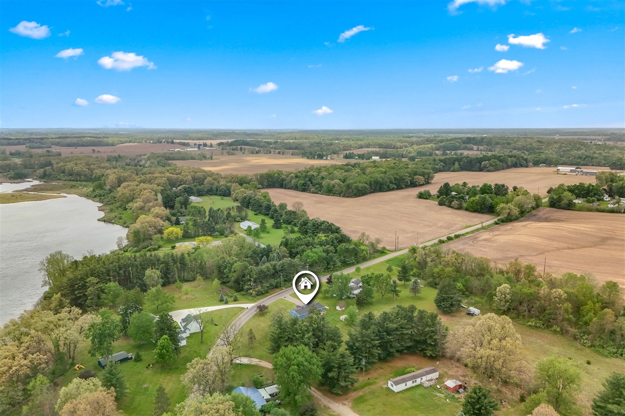 main property photo 50
