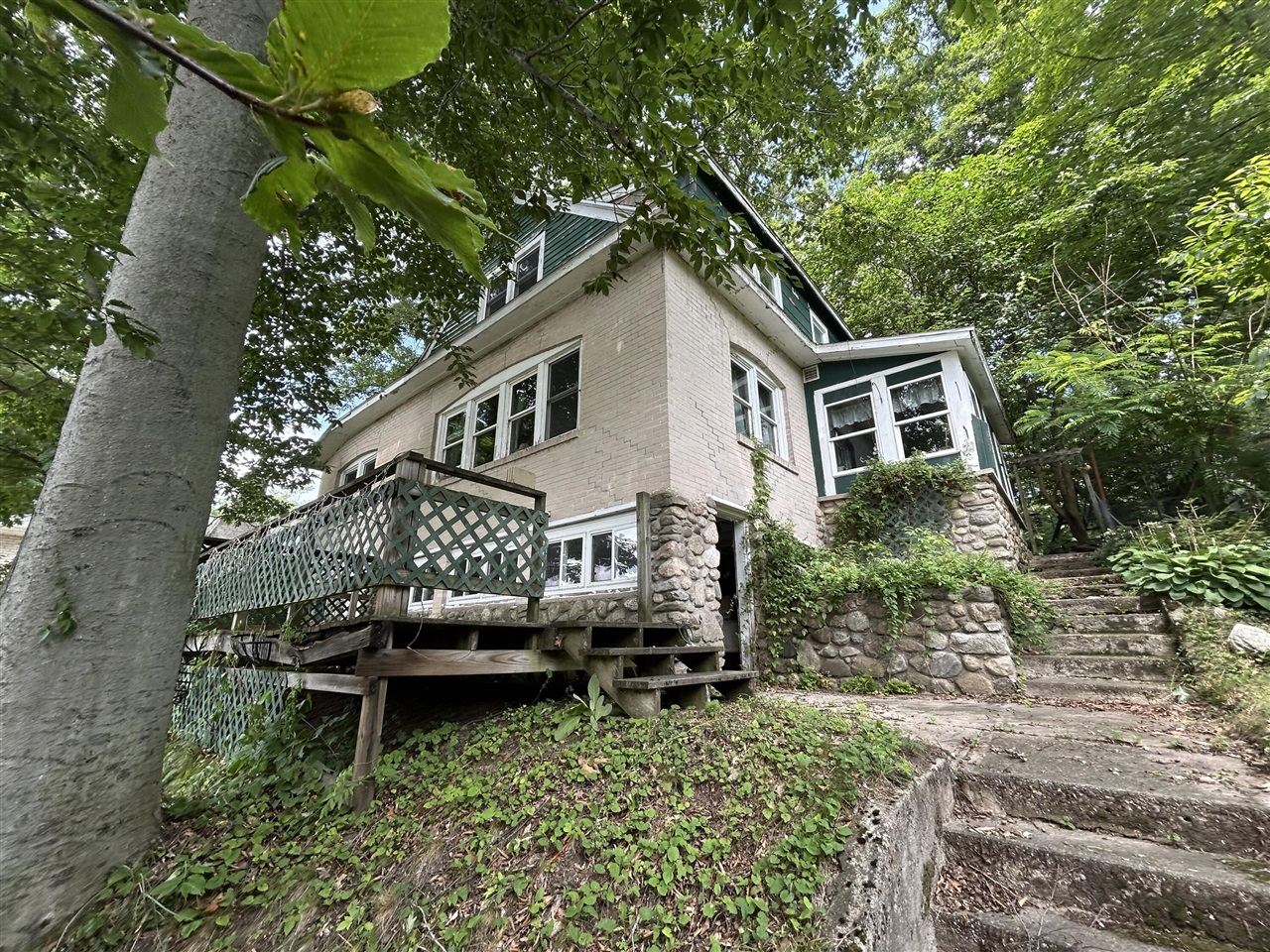 main property photo 15