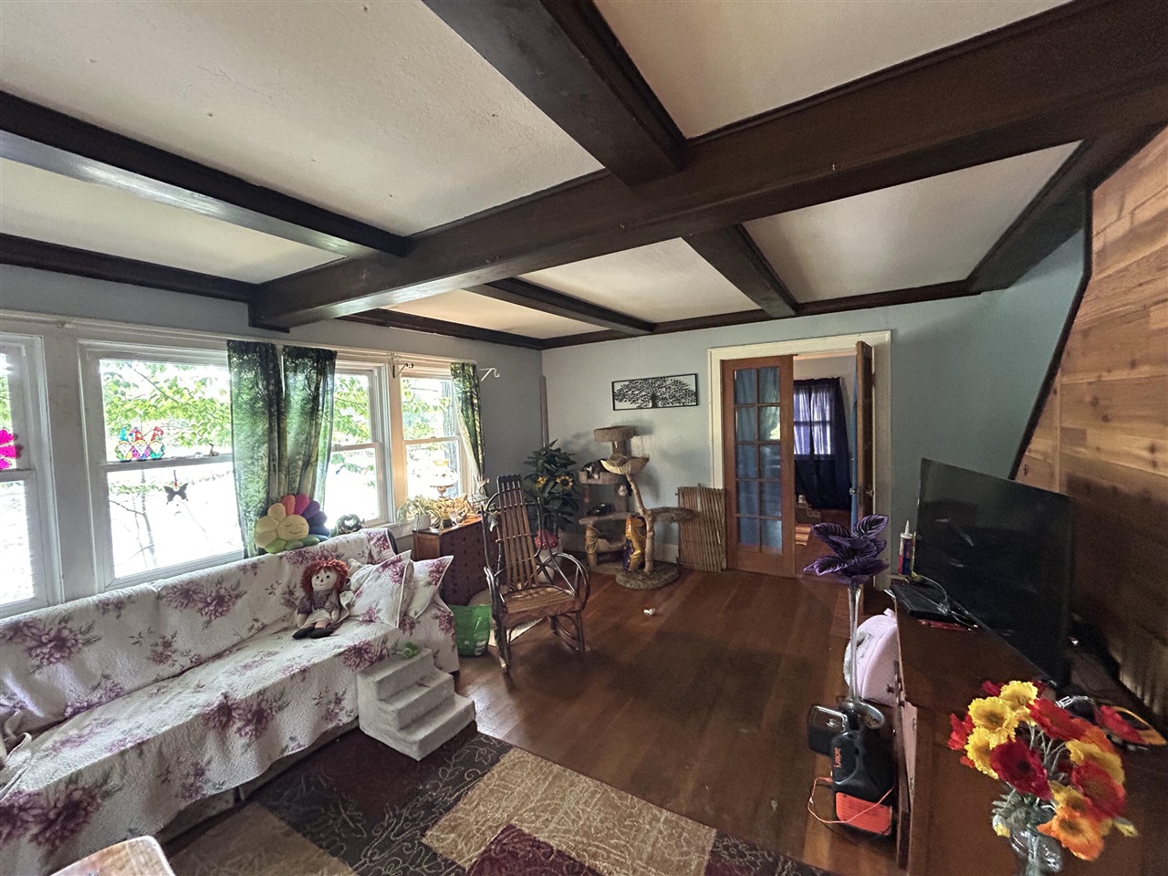 main property photo 30