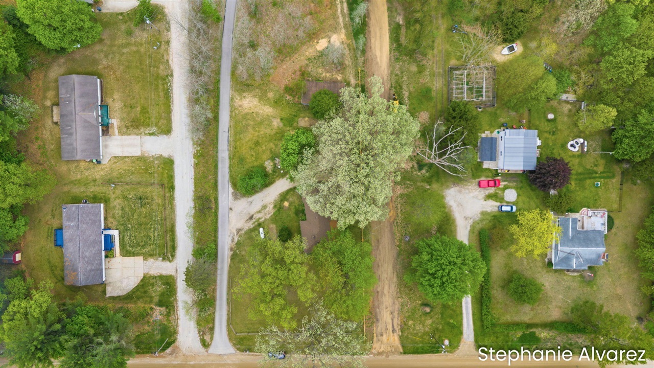main property photo 43