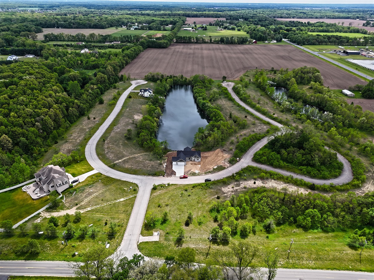 main property photo 18