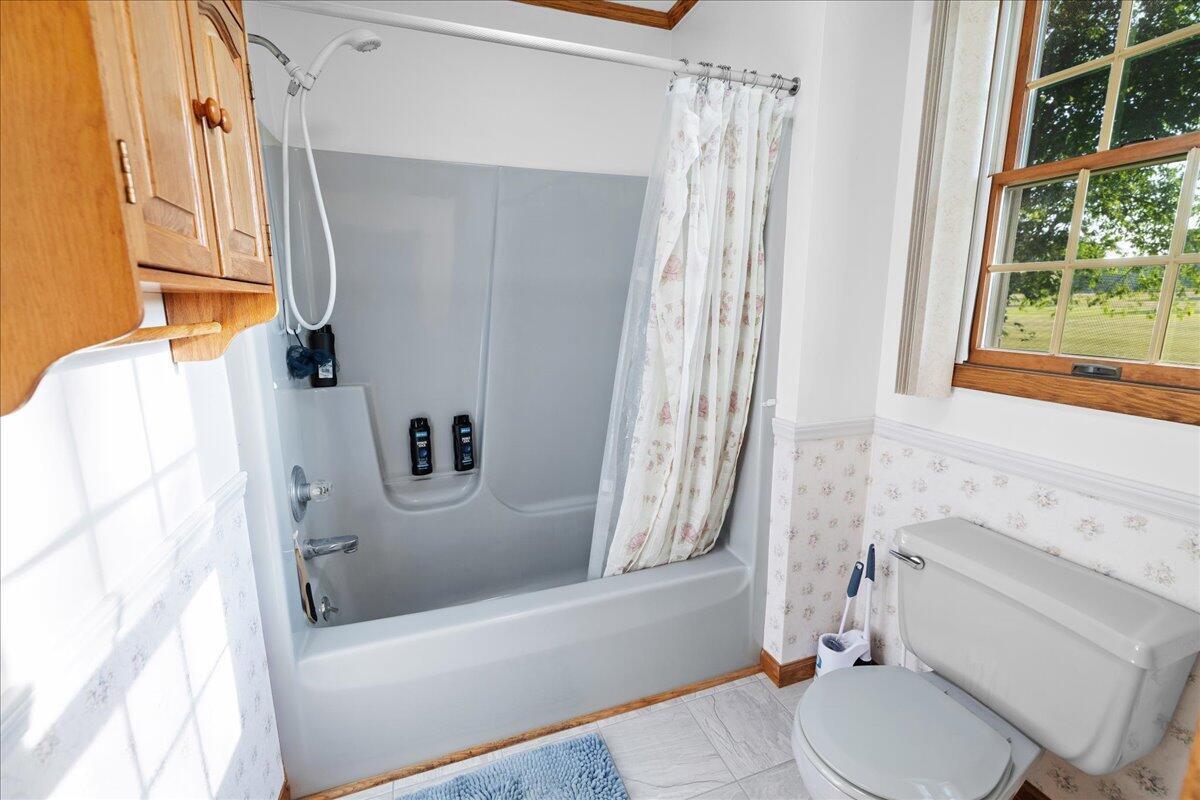 main property photo 16