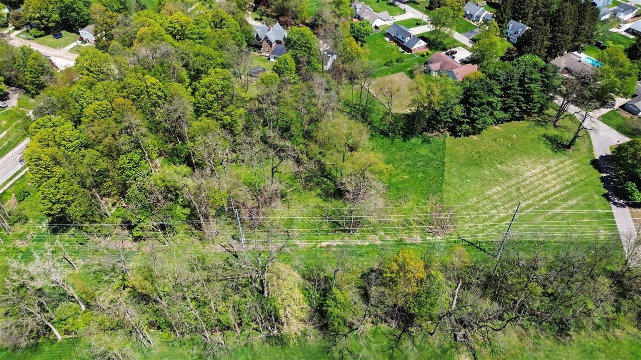 main property photo 10