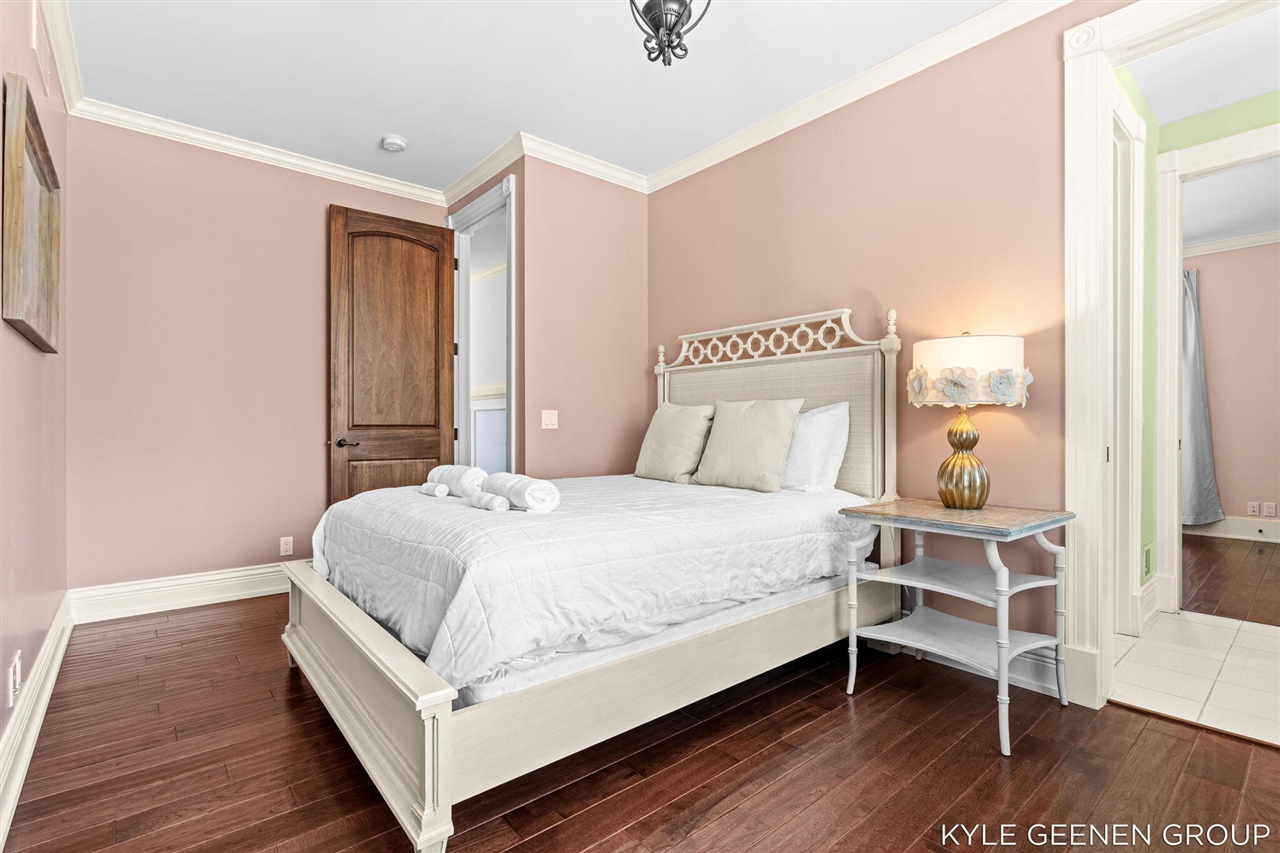main property photo 58
