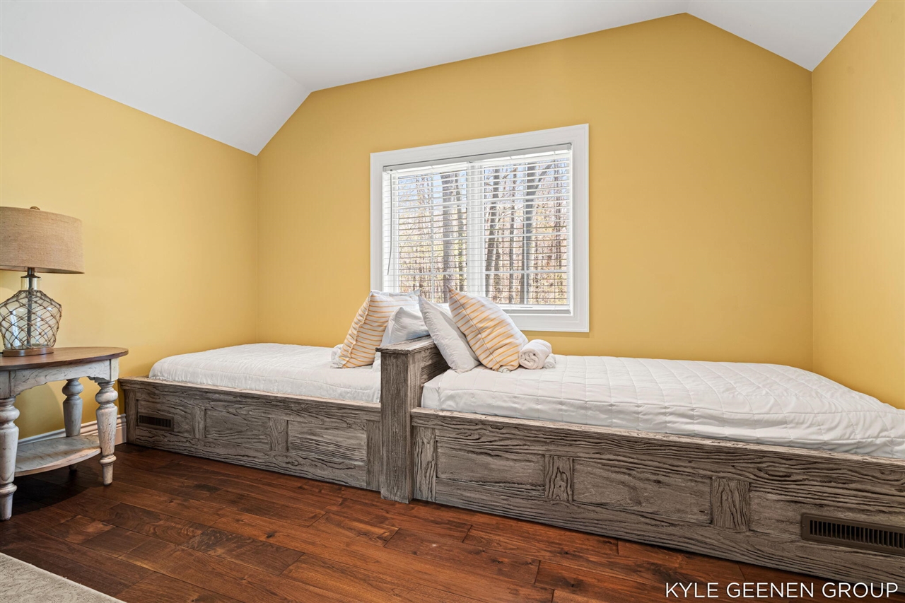 main property photo 65