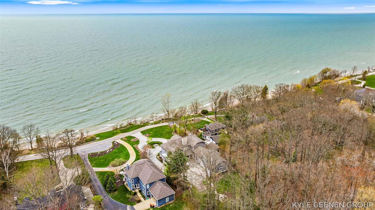 main property photo 76