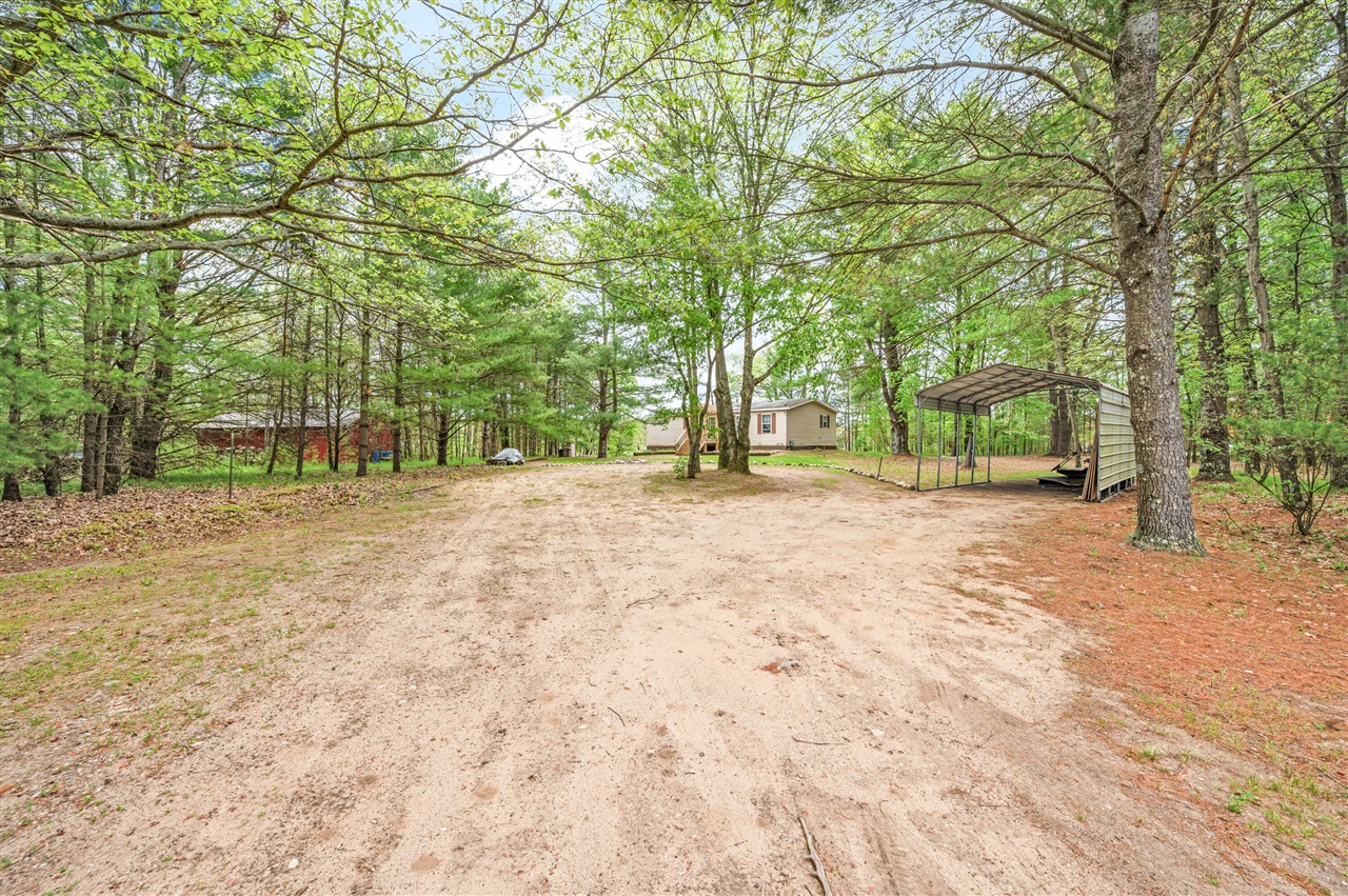 main property photo 32