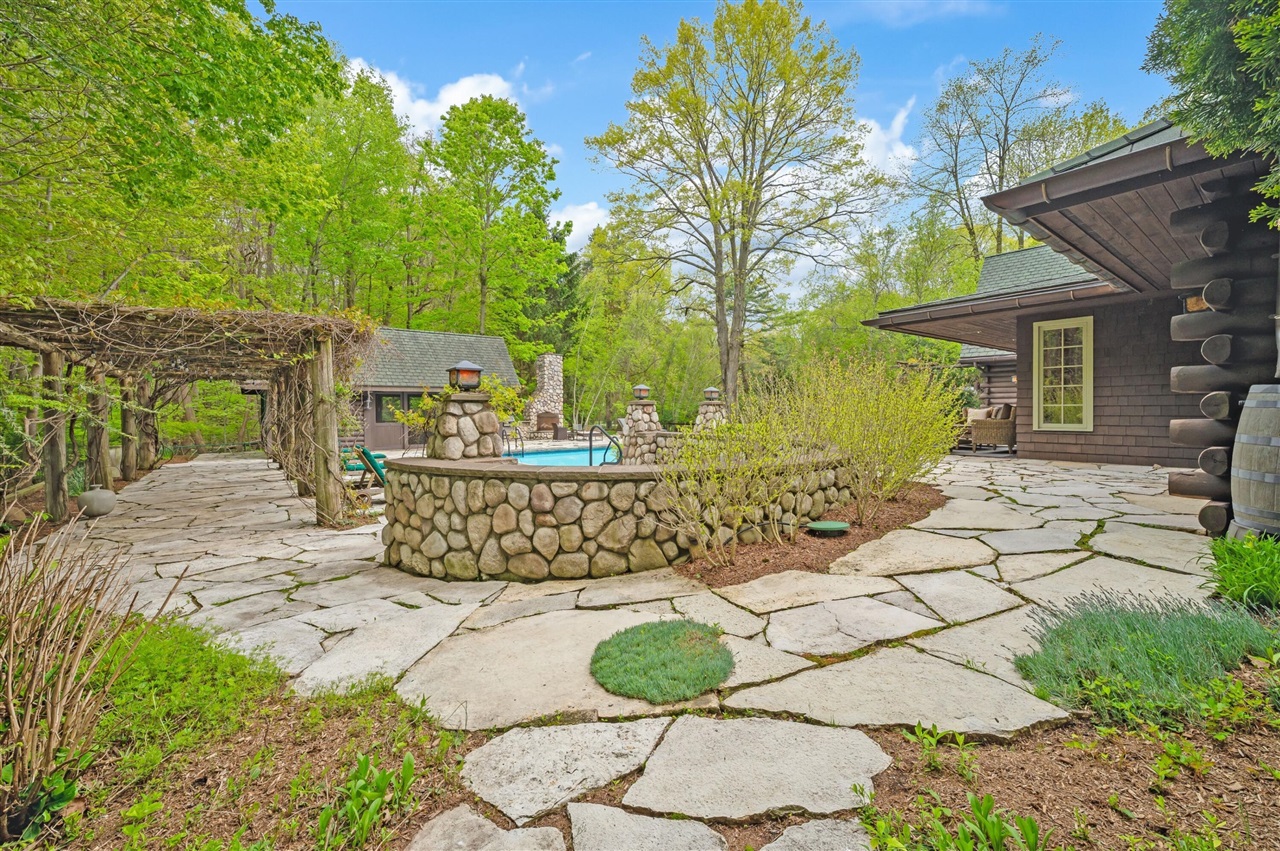 main property photo 58